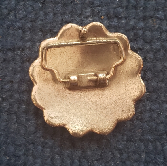 Western chic metal belt buckle statement piece - Picture 2 of 5